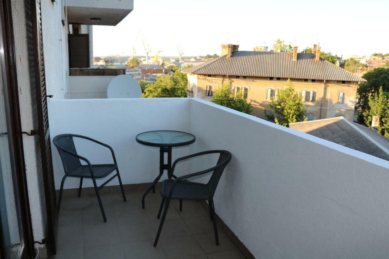 Apartman Duda Pula Exteriér fotografie